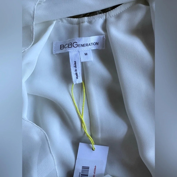 BCBG Generation White Embroidered Chiffon Mini Dress with Open Back Size M - Picture 12 of 16